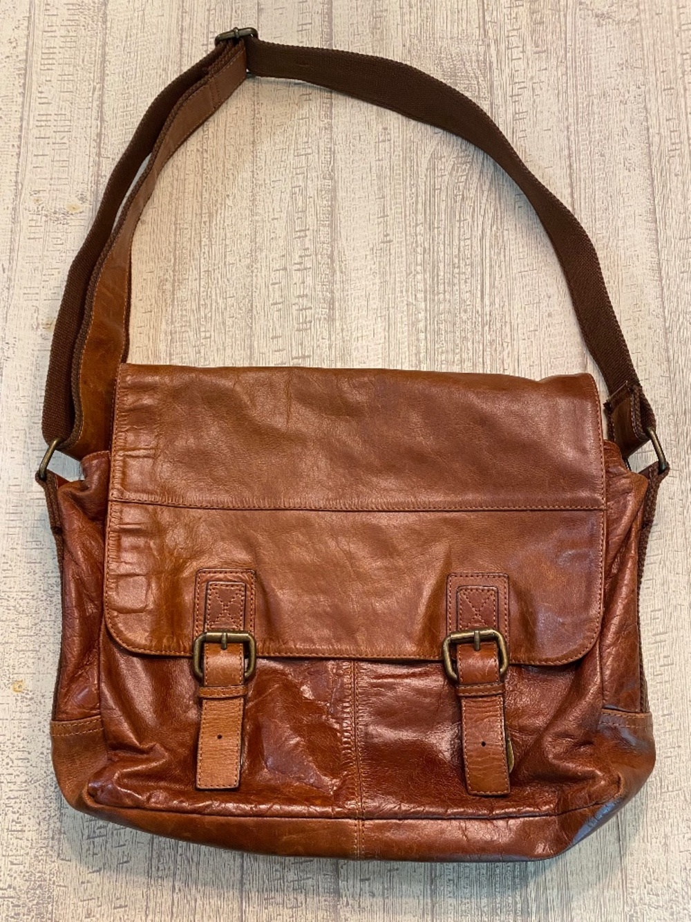 Vintage Brown Leather Fossil Messenger Laptop Bag